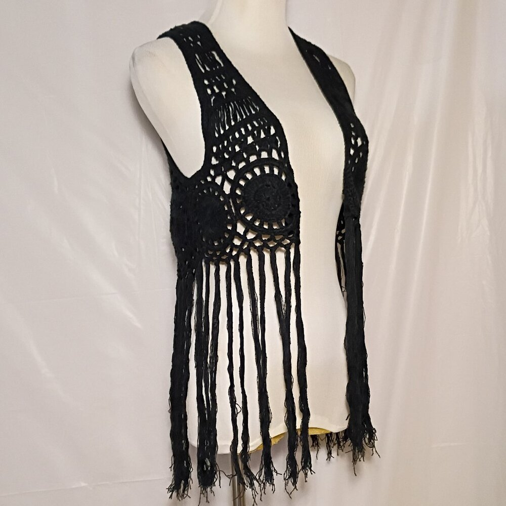 Kendall and Kyle Crochet Vest💕💘 Groovy 😍😍 - Picture 4 of 13
